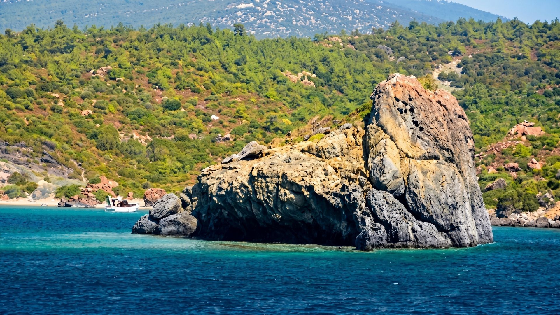 Taş Ada Koyu